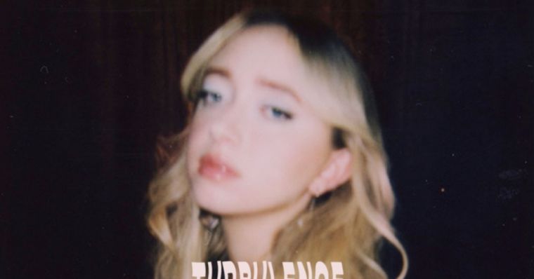 hadleykennary's tweet card. Choose your preferred music service