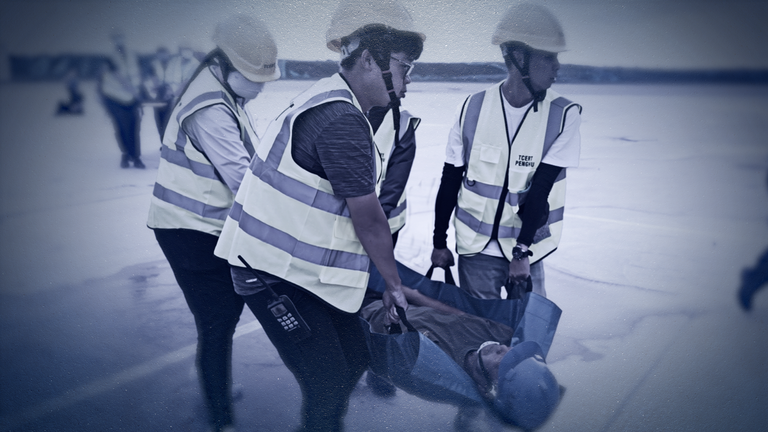 rcdatw's tweet card. At a critical port on the Taiwanese island of Penghu, there is a sudden bang of explosions.