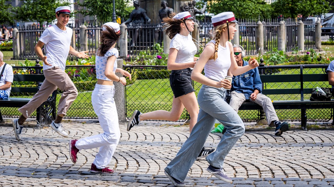 Gymlaererne's tweet card. Gymnasielærer Per Jensens opskrift på styrket faglighed gør ikke godt, hverken for fagligheden eller den almene dannelse. Jeg synes tværtimod, den er usammenhængende, skriver Tomas Kepler.