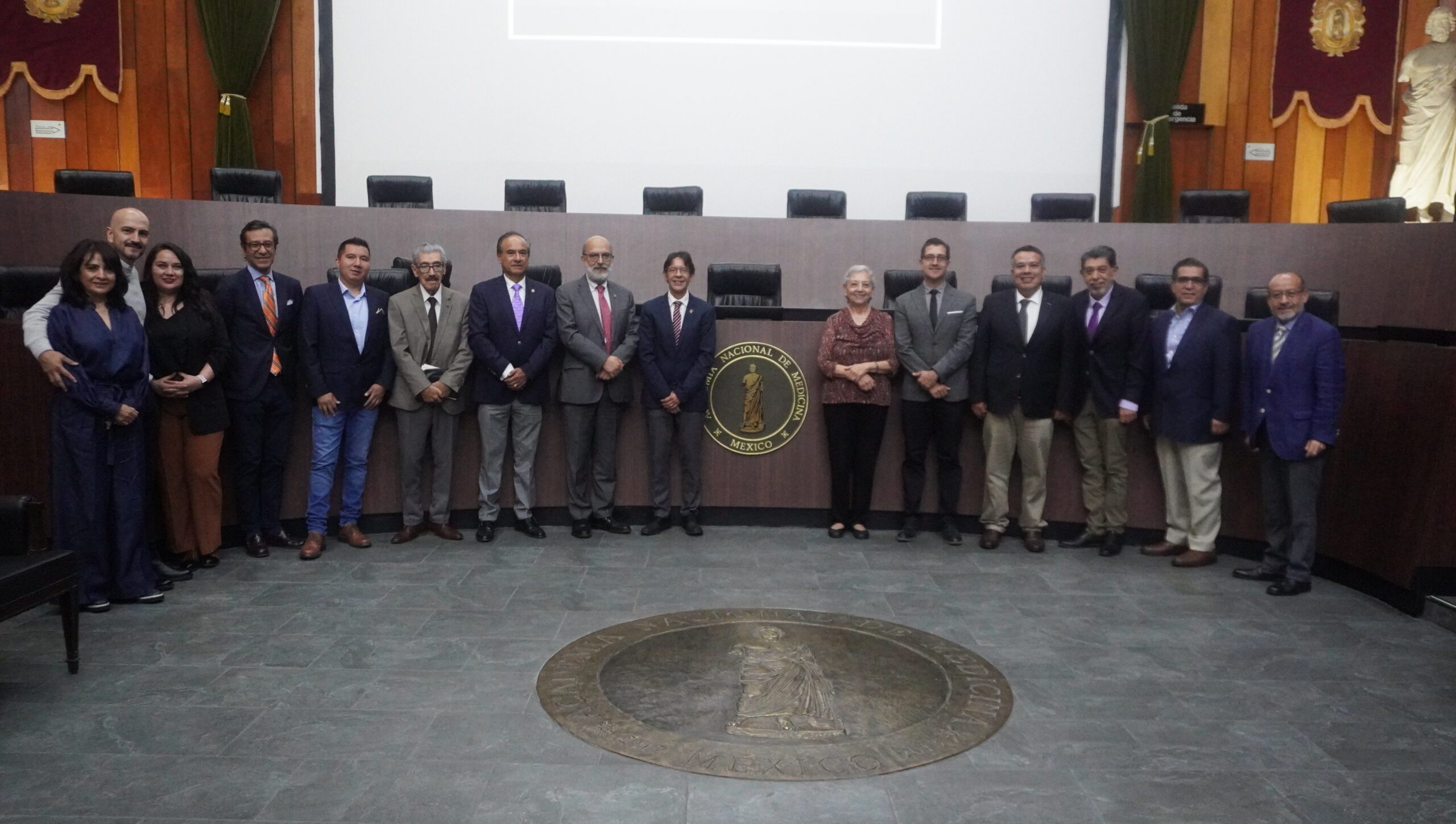 Siete24M's tweet card. Ciudad de México.- La objeción de conciencia en medicina, entendida como la excepción individual de los profesionales de la salud a realizar procedimientos que contravengan sus principios éticos, fue...