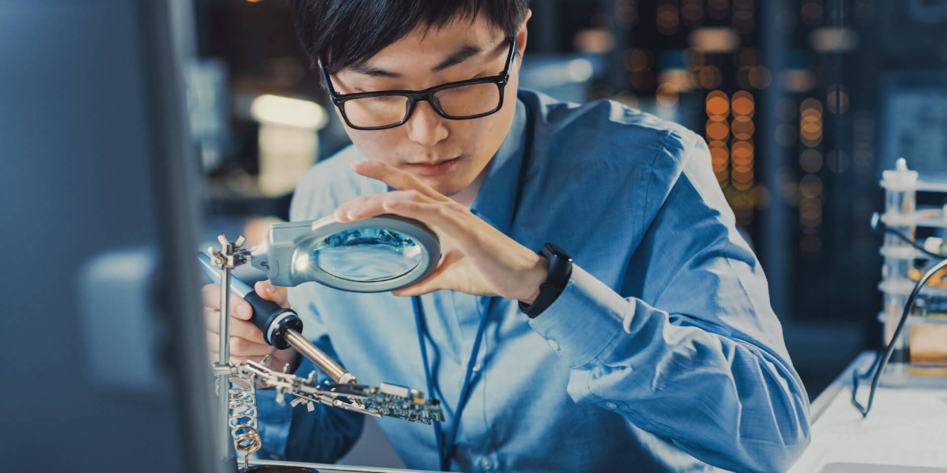 YohCorporate's tweet card. Explore the key roles shaping product development teams. and driving hardware engineering advancements in Austin, TX.