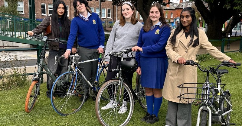 Tweet card summary image