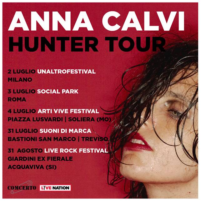 TheFrontRowIt's tweet card. Voce ammaliante, accompagnata dall’ inseparabile chitarra, Anna Calvi crea musica passionale, viscerale e intensa e i suoi live lo confermano. Dopo il
