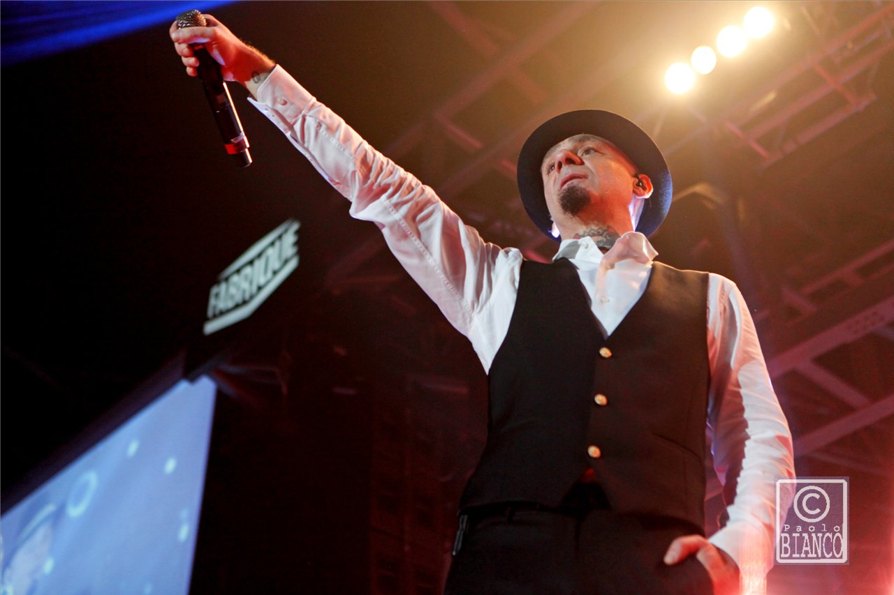 TheFrontRowIt's tweet card. TheFrontRow.it ti portano al festival più caldo dell'estate : Il Core Festival 2019 Conoscete bene tutti gli artisti della line-up del