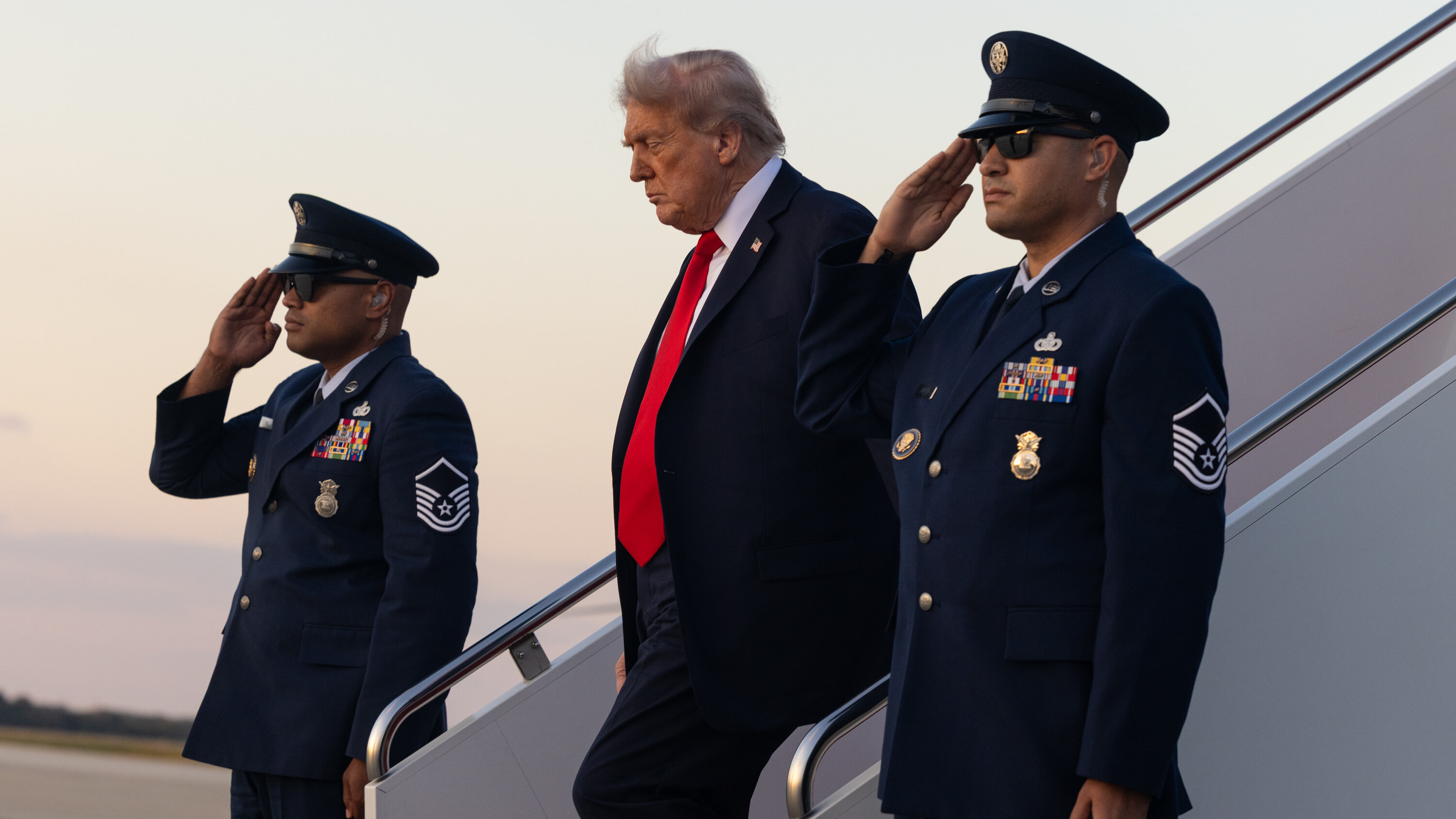 GlobeTechLab's tweet card. The Trump administration has argued that the summary killing of 11 people it accused of running drugs was legal under the laws of war.