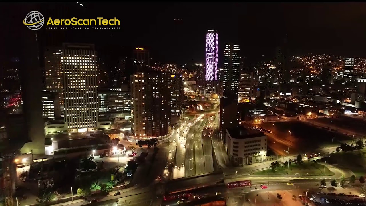 AeroScanTech's tweet card. Bogotá de Noche, Vuelo con Drone - AeroScanTech