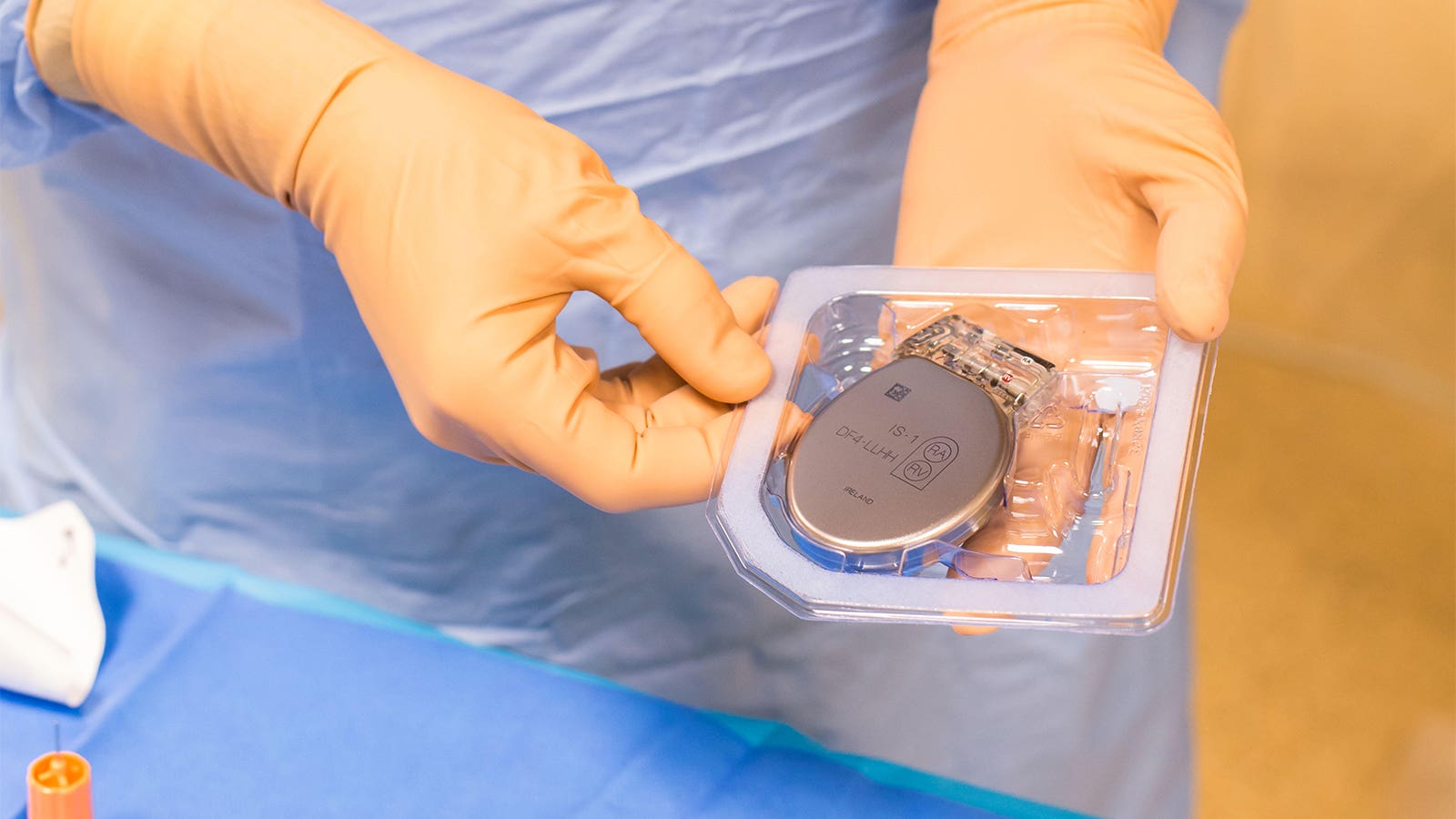 deviceproblems's tweet card. Cardiovascular devices lead the pack in having multiple iterations culminate in device recall