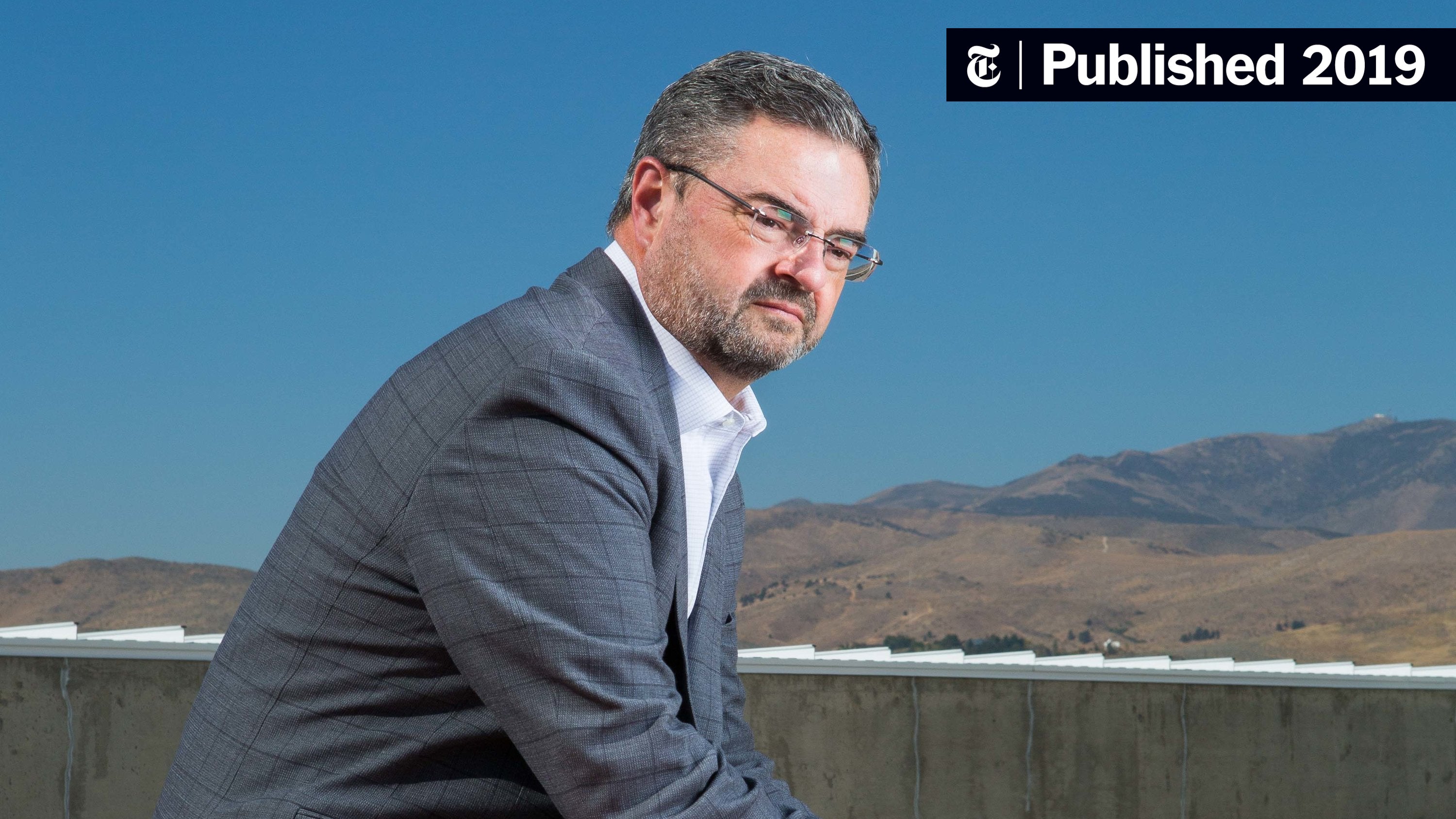 Atul_Gawande's tweet card. After a bone marrow transplant, a man with leukemia found that his donor’s DNA traveled to unexpected parts of his body. A crime lab is now studying the case.