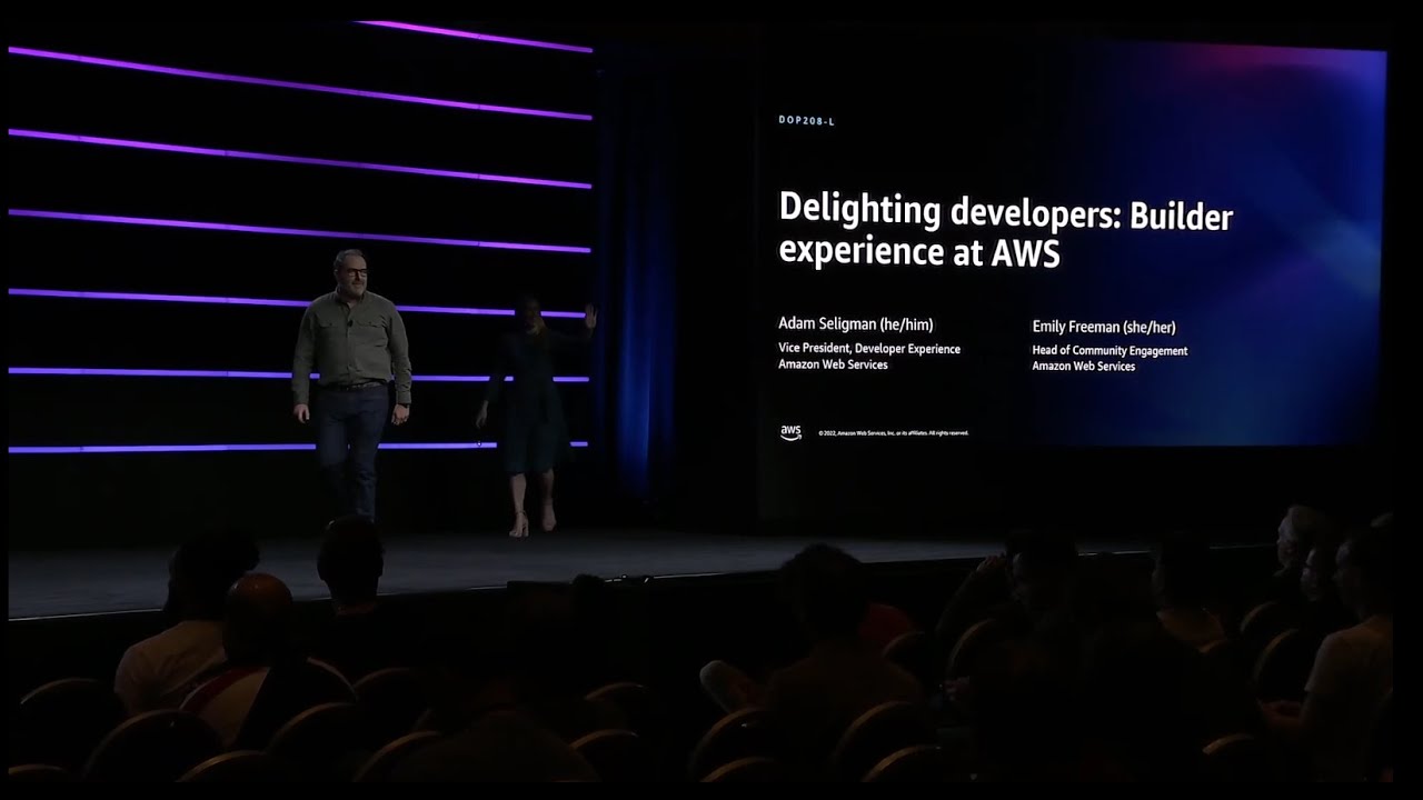 robcube's tweet card. AWS re:Invent 2022 - Delighting developers: Builder experience at AWS...