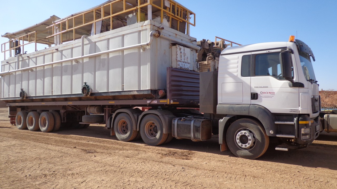 omlafrica_2012's tweet card. “76% of logistics transformation projects fail to meet critical performance metrics, budget, schedule, or key KPIs; according to Gartner.” Lots of people when thinking about logistics failures, they...