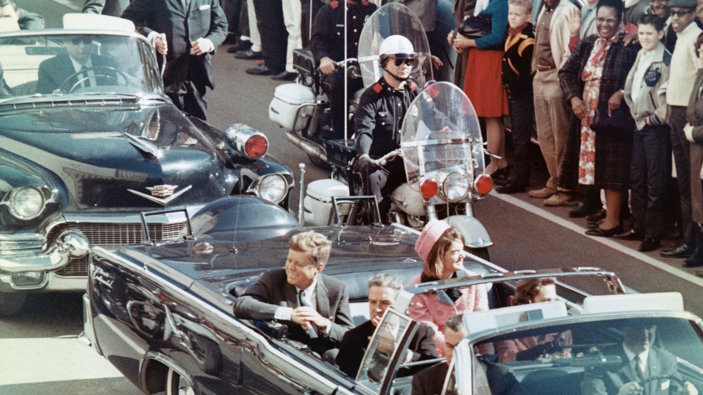 jeffersonmorley's tweet card. "It's a blueprint of a cover-up, how to lie to Congress and the American people," former CIA-State Department historian Thomas L. Pearcy tells Axios.