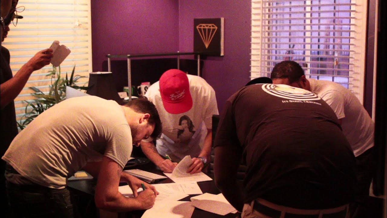 ConvergenceMC's tweet card. The STRZ // WALTER FRENCH // The Signing