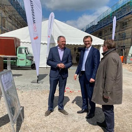 Tweet card summary image