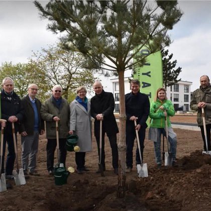 Tweet card summary image