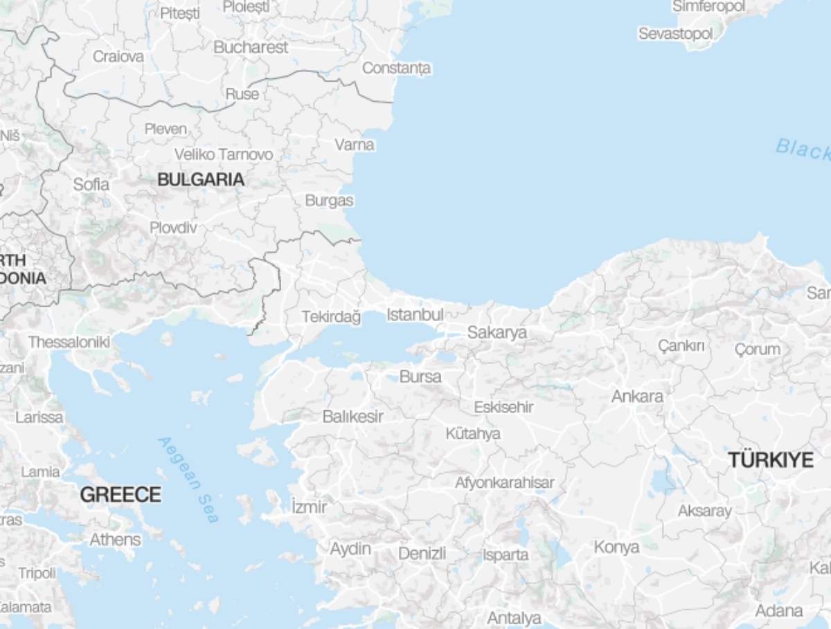 EARL_med_tw's tweet card. トルコ警察は、イスタンブールで休暇中だった一家4人が中毒の疑いで死亡した事件について捜査を開始した。