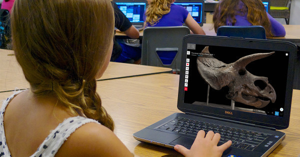 STEMableMoments's tweet card. Smithsonian Distance Learning Resources