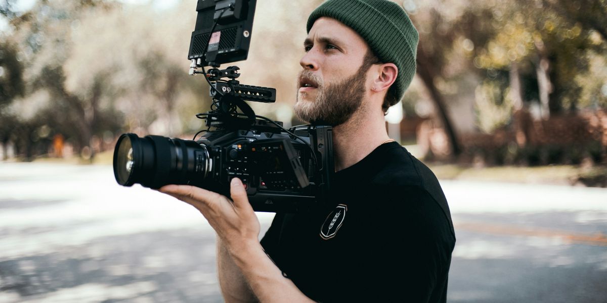 PRTNRDSOLUTIONS's tweet card. Do you want to make money doing something you love? Here's how to turn your passion into a profitable business.