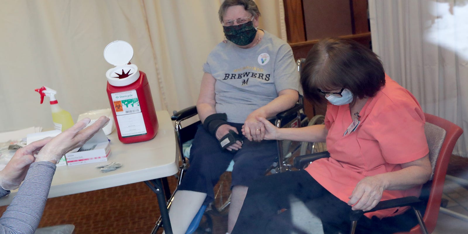 MollyBeck's tweet card. Hundreds of Wisconsin long-term care residents had previously been marked as having an "unknown" housing type.