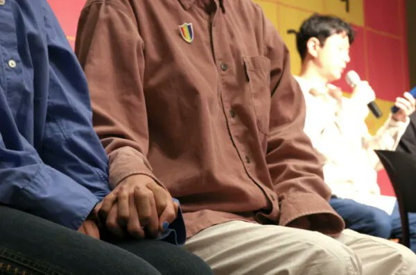 hanitweet's tweet card. ( ☞한겨레 뉴스레터 H:730 구독하기. 검색창에 ‘한겨레 h730’을 쳐보세요.) “인구주택총조사지에 아내를 ‘배우자’로 등록하고, 저희 아이들을 국가 통계의 일부로 넣는 게 저에게 특별하고 의미 있는 경험이어서 (조사에 답하는) 한순간, 한순간을 느리게 음미하며