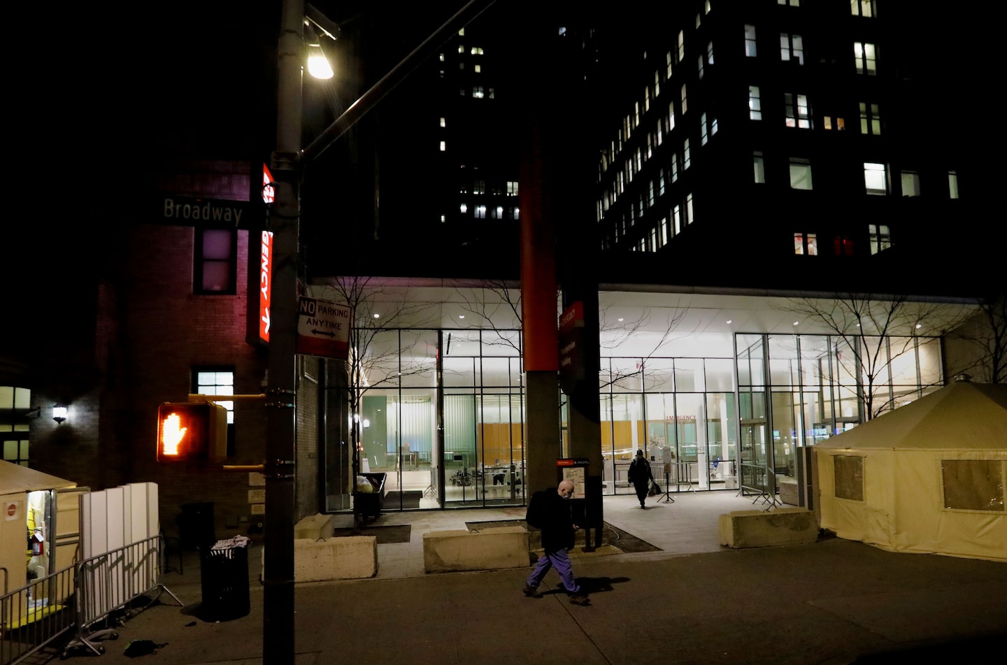 MS_Licensing's tweet card. Our New York City labor and delivery unit found 88 percent of infected patients had no symptoms.