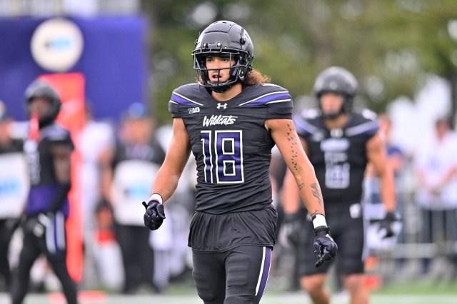 DaveEanet's tweet card. Dave Eanet and Dan Persa are back for another installment of Collegiately Speaking! Dave and Dan recap Northwestern’s 38-17 loss on the road against USC. Then they talk about running back Caleb Kom…