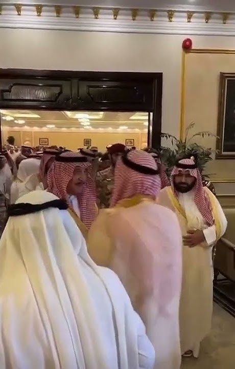 FdaanAl's tweet card. استقبال أمير جازان للشيخ عقله سميان الشميلاني الفدعاني ومداعبته لنائب...