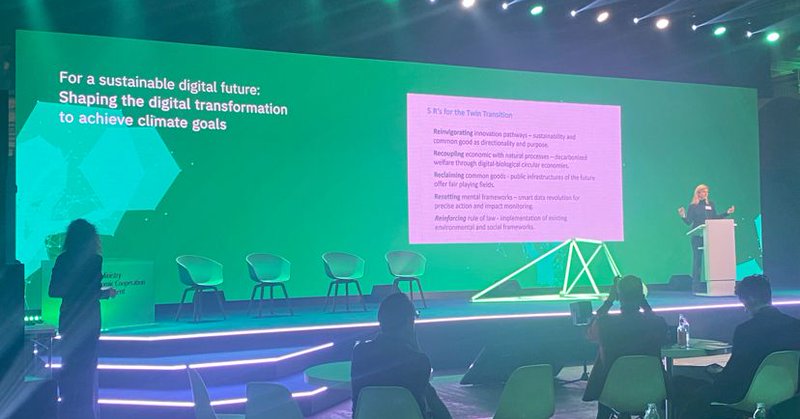 Tweet card summary image