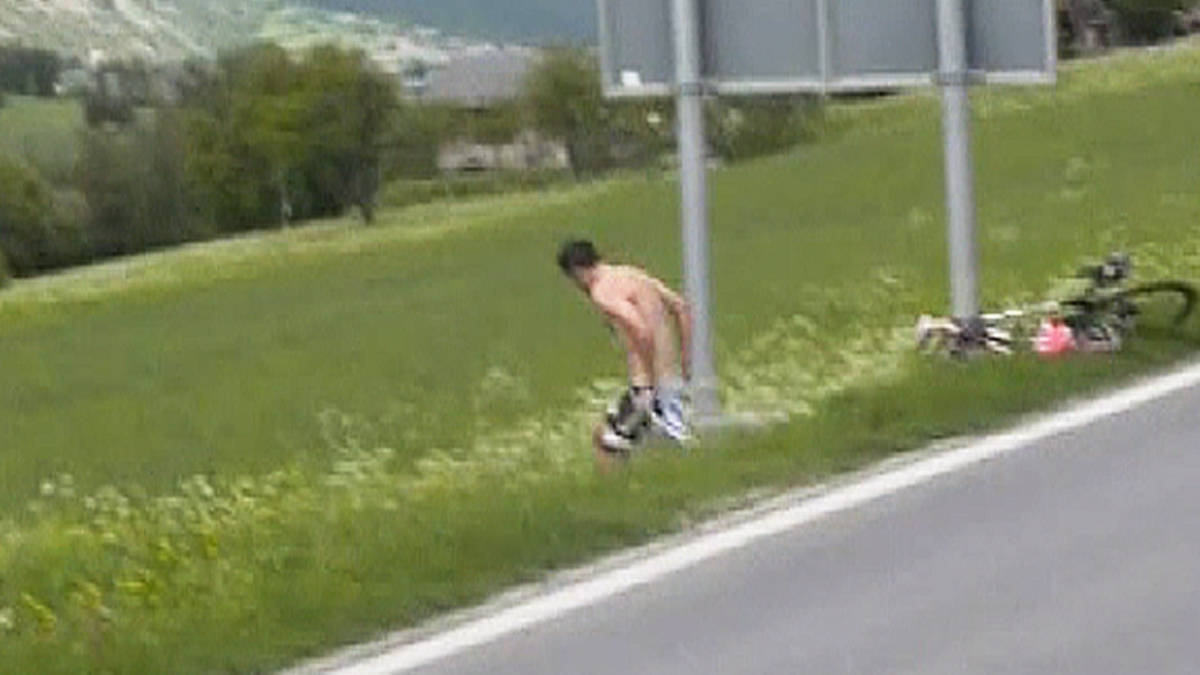 BerkMarijke's tweet card. Vorig jaar kostte een poeppauze de Sunweb-coureur bijna de eindzege in de Giro. Met behulp van voedingsexpert Titia van der Stelt wil de ploeg een herhaling voorkomen.