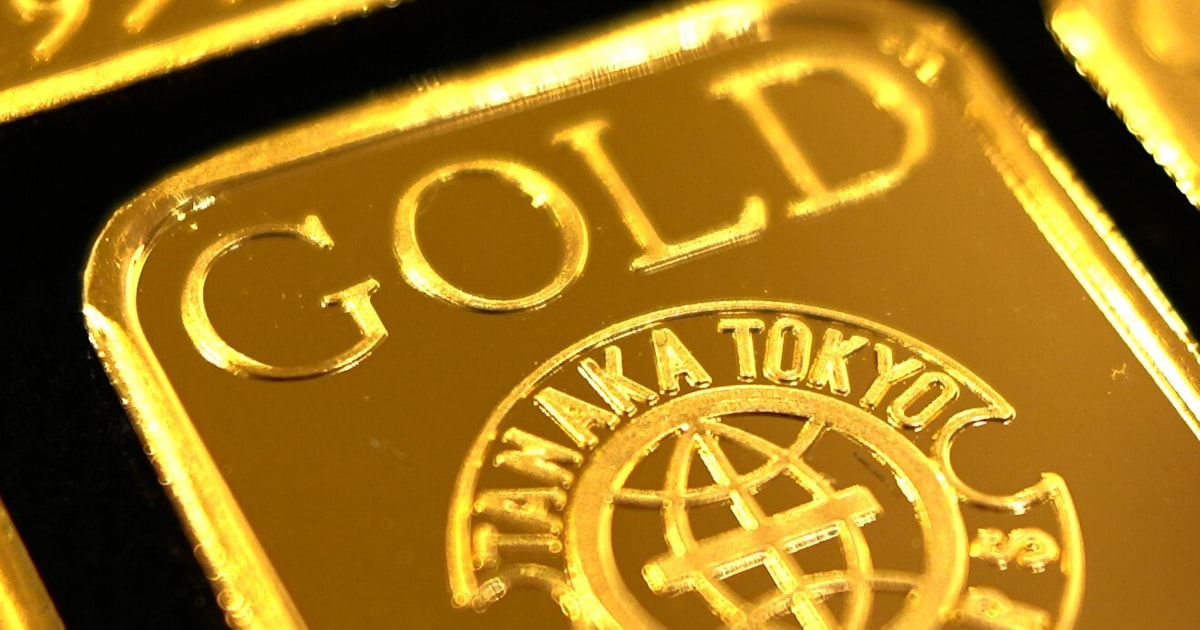 nikkei's tweet card. 本コラムで金相場を取りあげてから7カ月が過ぎた。前回は1トロイオンス当たり3000㌦を突破した時だったが足元では4000㌦を超えている。長年金相場をみてきた筆者だが、正直今まで懐疑的であった考え方を改めつつある。10月末に京都で金の国際会議が開催され、世界中から900人超の関係者が集まった。筆者も登壇の機会を頂戴し、多くの専門家と語らうことができた。痛感したのは、金市場で起きていることは単にコ