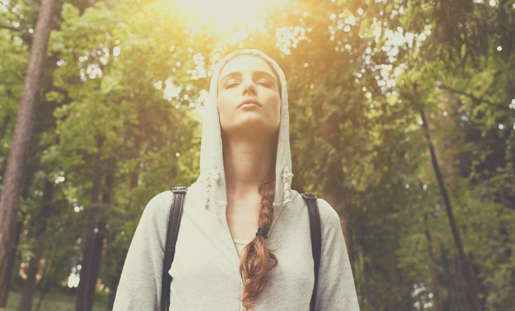 do_mindful's tweet card. Affirmations for self-worth are so powerful since many people are too harsh on themselves, struggling with low self-esteem.