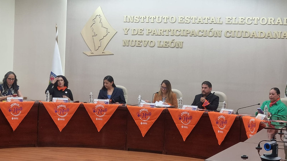 15segundosmx's tweet card. A partir de este 25 de noviembre y por los siguientes 16 días consecutivos el Instituto Estatal Electoral y organismo e instituciones diversas llevarán a cabo la campaña   Únete contra violencia...