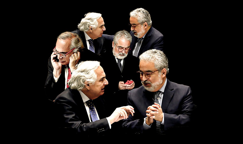 niko_sepulveda's tweet card. The Clinic accedió a los whatsApps de Hermosilla y Chadwick, que devela su estrecho lazo en los negocios y la política.