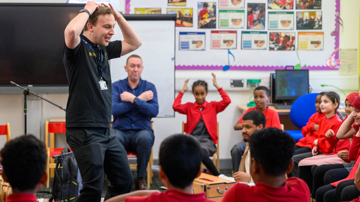 RBCLearning's tweet card. A groundbreaking programme that aims to teach primary school pupils how to read and write music within six months has been launched by the Royal Birmingham Conservatoire.