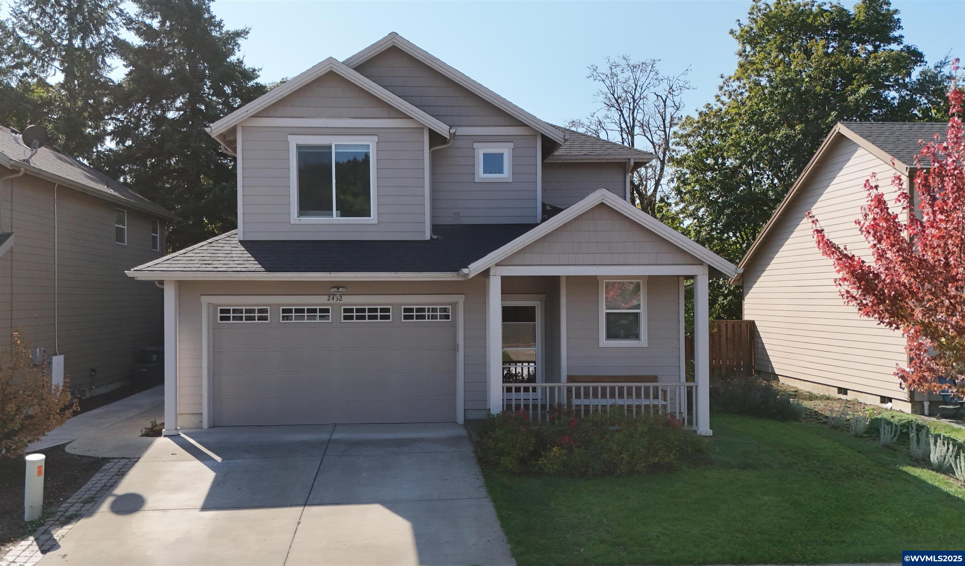 BuySellWithTeri's tweet card. This Residential listing has 3 Beds, 3 Full Baths. Schedule a showing for 2432 Robbins Way Wy in Lebanon, OR.. MLS ID 833865