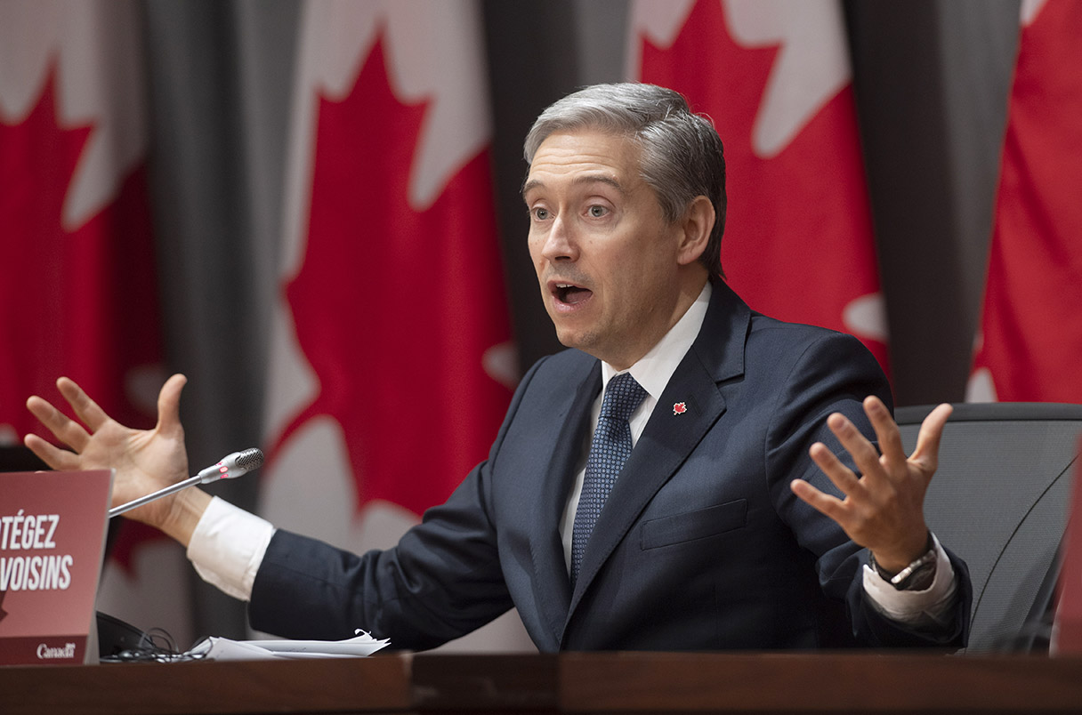 MitacsCanada's tweet card. Lackluster growth in federal spending squeezes research community