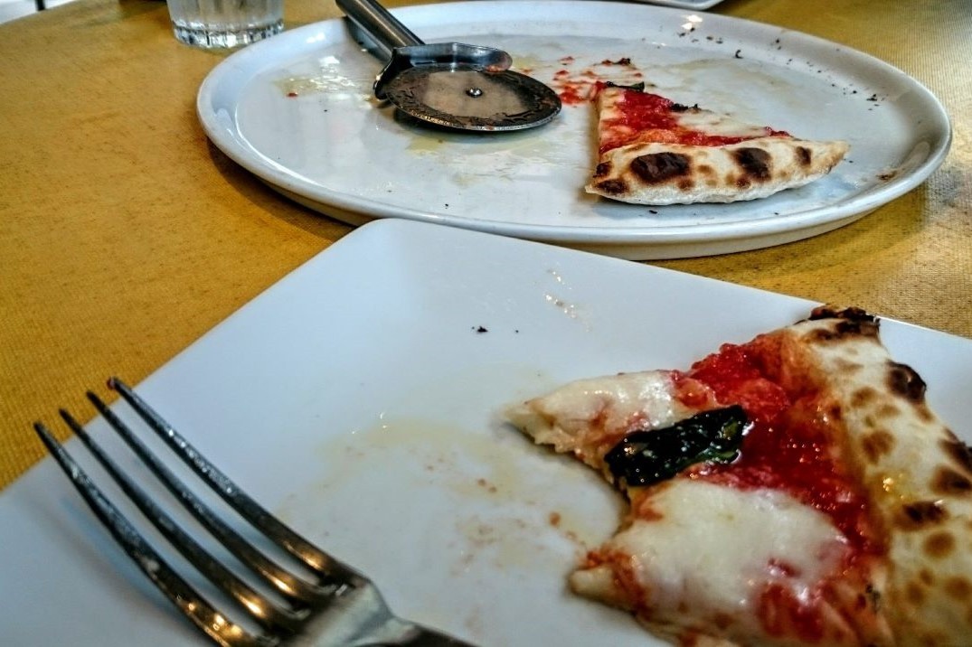 asahi_sdgs's tweet card. 2021年8月9日、国連の気候変動に関する政府間パネル（IPCC）は、人間が温暖化を推し進めてきたことに「疑いの余地がない」とする報告書を発表した。国連のグテーレス事務総長は「人類にとってのcode red（非常事態）」と警告した。だが、食品ロスが気候変動に大きく影響していることは、まだあまり知られていない。