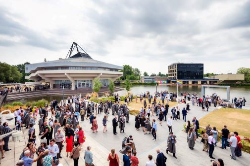UniOfYork's tweet card. York has been shortlisted for University of the Year in The Times & The Sunday Times Good University Guide 2024.
