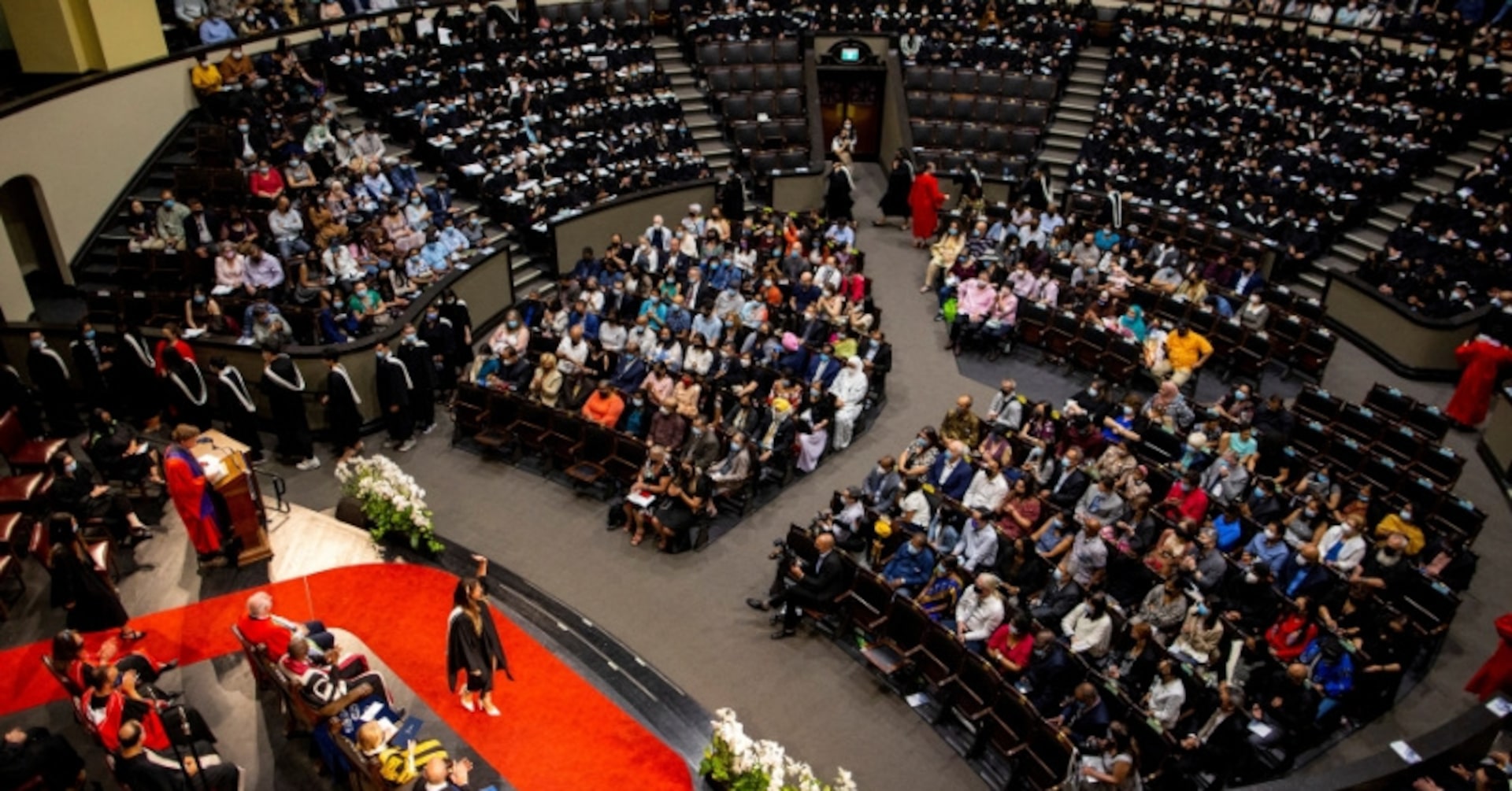 nihonpatriot's tweet card. カナダ移民省のデータによると、同国は８月にインドからの留学申請の約７４％を却下した。却下された比率は２０２３年８月の約３２％から大きく上昇した。カナダはかつてインド人学生にとって好ましい留学先だったが、魅力は低下している。