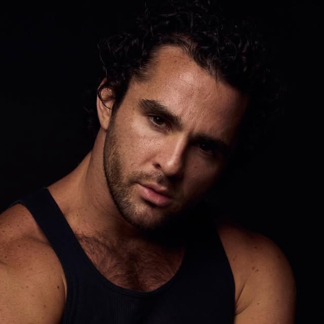 marcodelvec's tweet card. Marco DelVecchio (@marcodelvec) • Instagram photos and videos