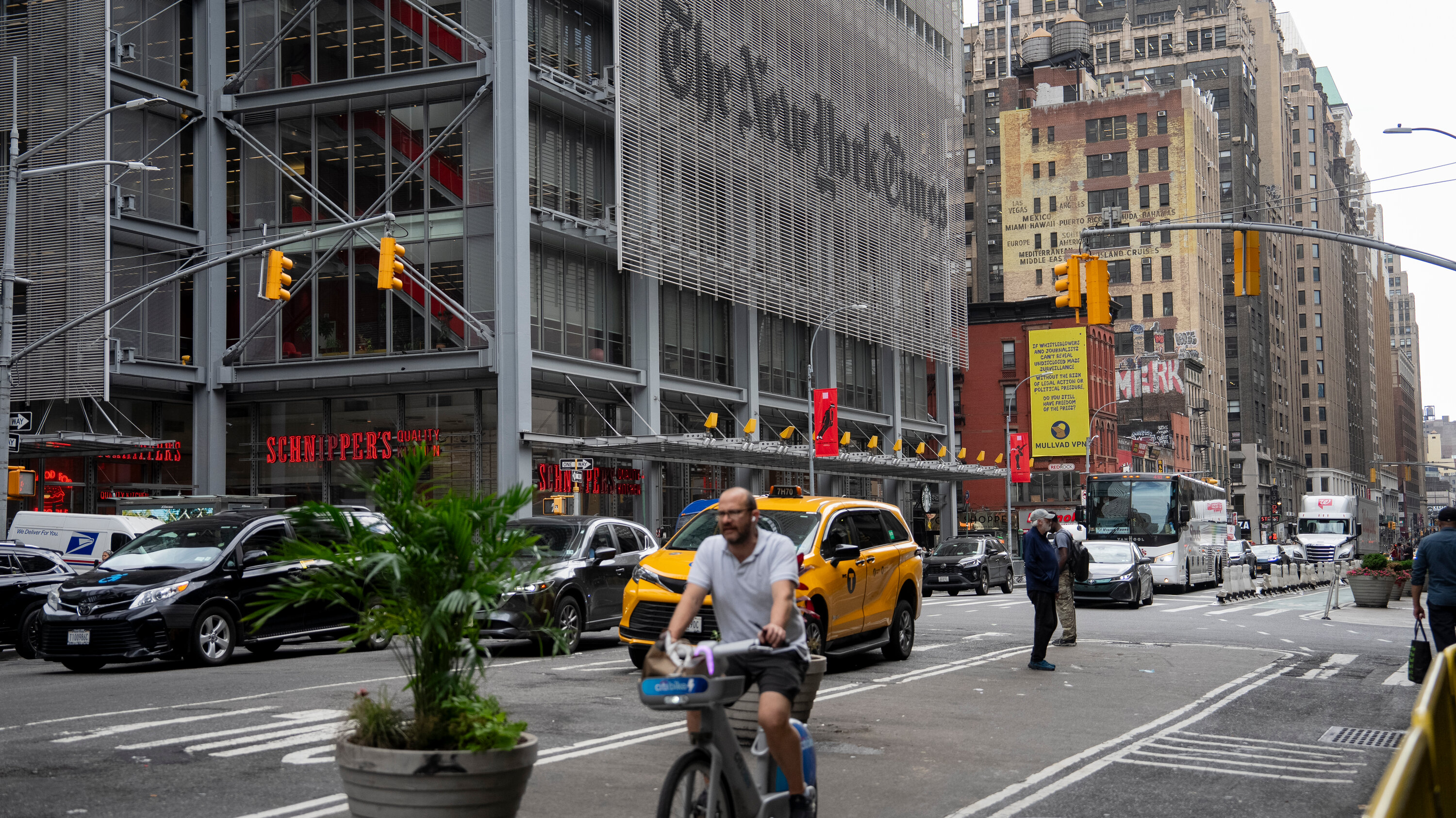 katie_robertson's tweet card. The Times now has 12.33 million total subscribers to all of its products. It has said it is aiming for 15 million by the end of 2027.