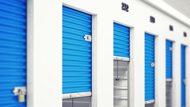 sunming_chiu's tweet card. Storage units aren't just for stuff you forgot. Use them wisely. #smartstorage #homehelper