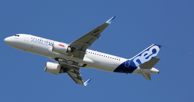 ZenootUK's tweet card. Aircraft orders got off to a strong start in 2020, as customers logged orders for 296 new aircraft, the highest January on record, and more than five times higher than the first month of 2019.