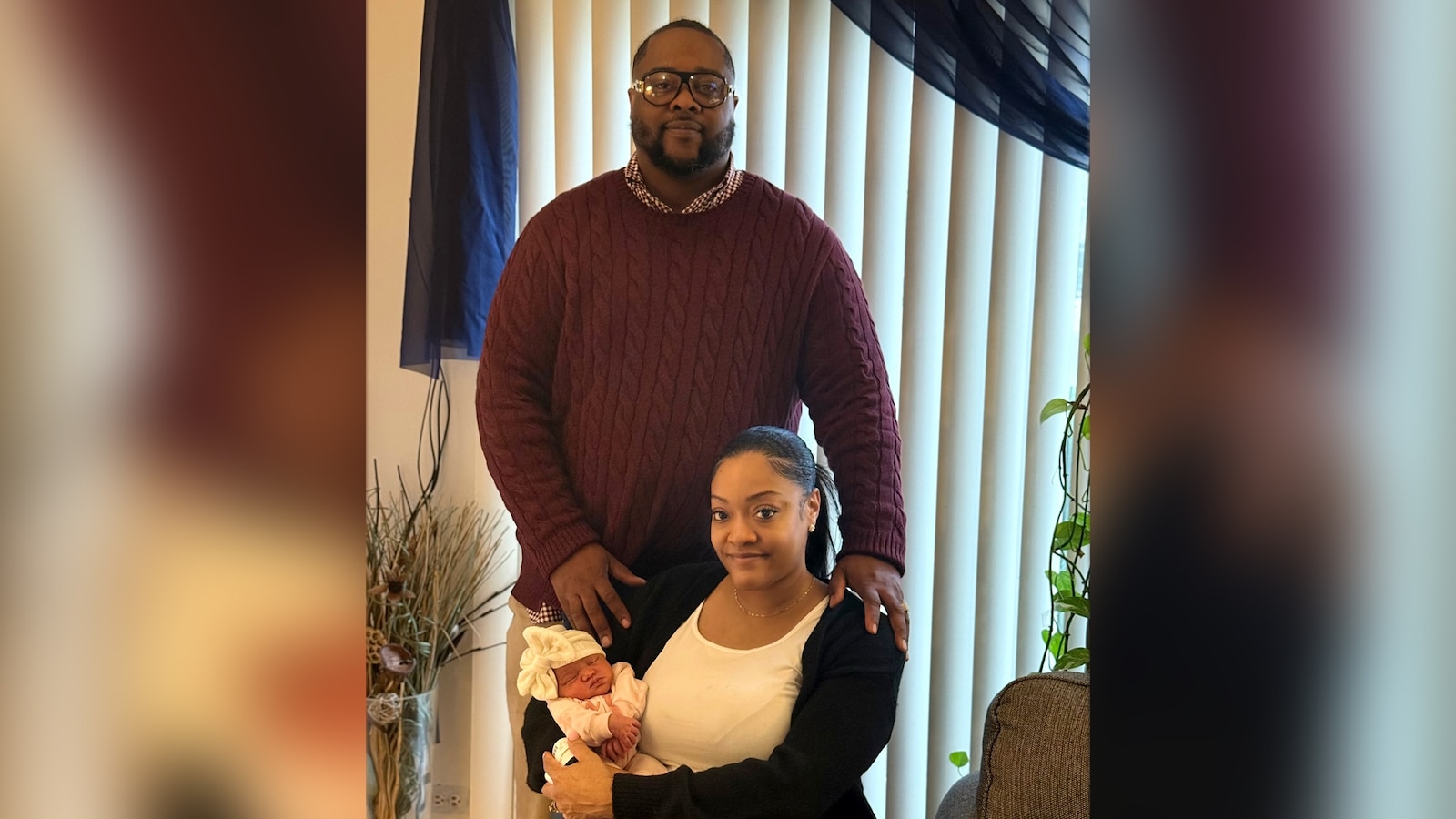 ABC's tweet card. Mercedes and Leon Wells claimed they delivered their daughter on the side of the road after they were discharged from the hospital while Mercedes was in active labor.