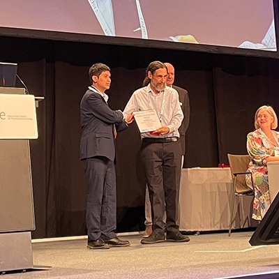 Tweet card summary image