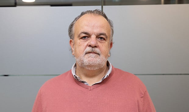 redaccionmedica's tweet card. Fernando Hontangas, presidente del sector nacional de Sanidad de CSIF, reclama la transformación de la Primaria