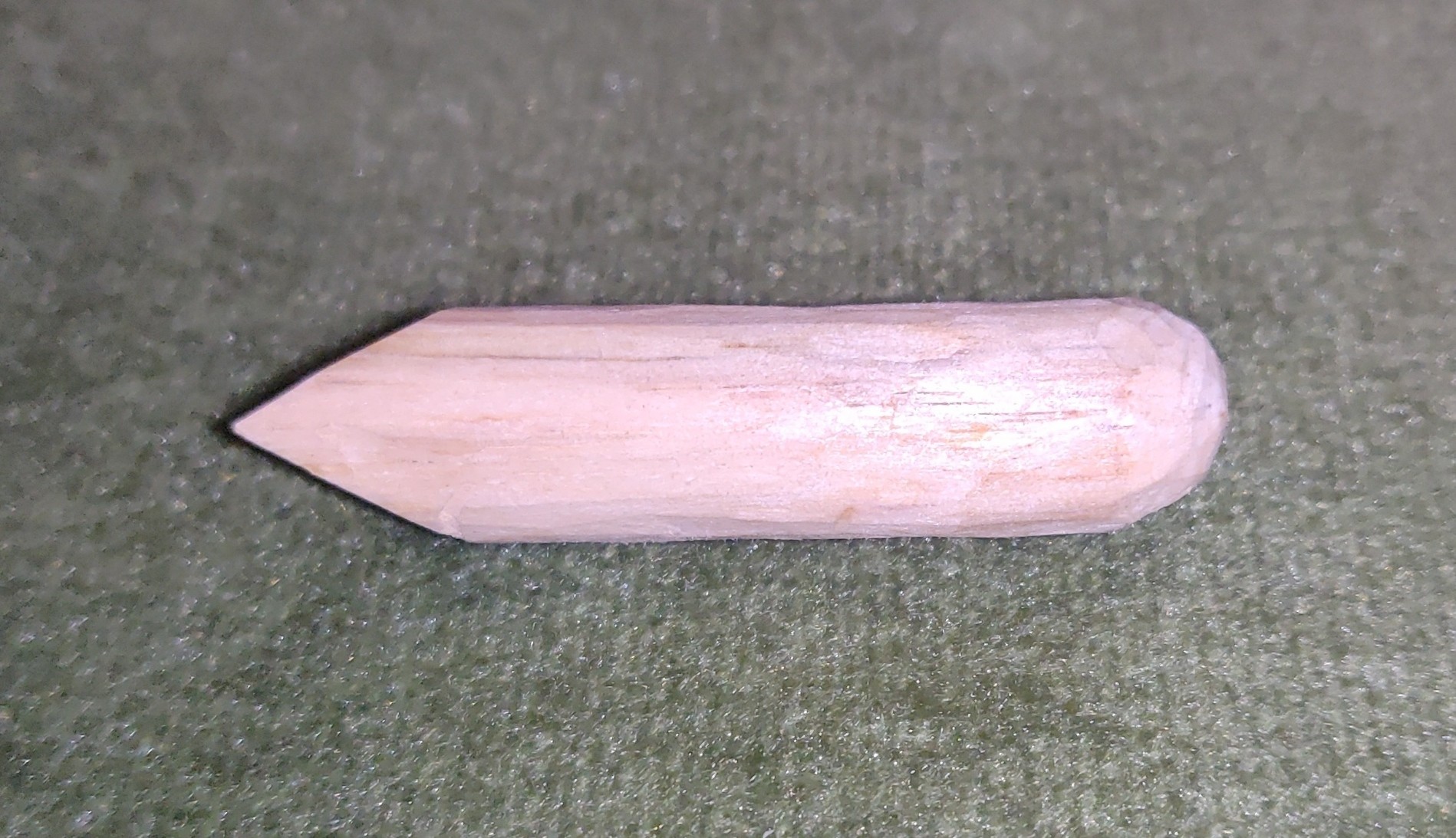 PartFusion's tweet card. Attached: 1 image #Makevember 13: Just carved a piece of wood for a little while.