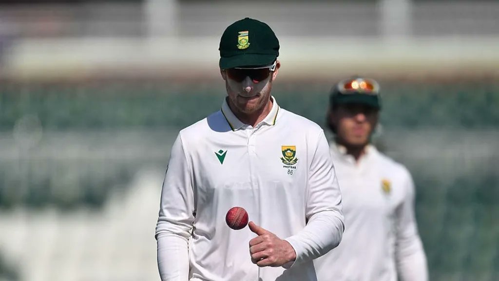 CoverDrivenFor4's tweet card. Simon Harmer's decade of reinvention reached its crescendo in Kolkata. Naman Agarwal traces the South African spinner's long-winded journey to Test success.