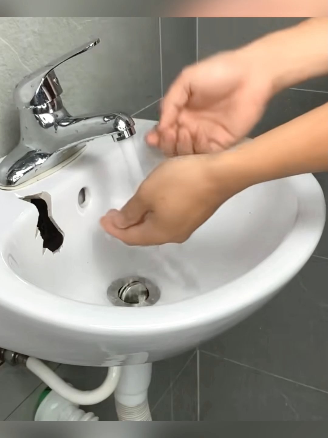 BonaportU's tweet card. @3.minutes.tips #lifehack #tooltips #trickster #tips #usefullifetips #diy ... | Bonaport