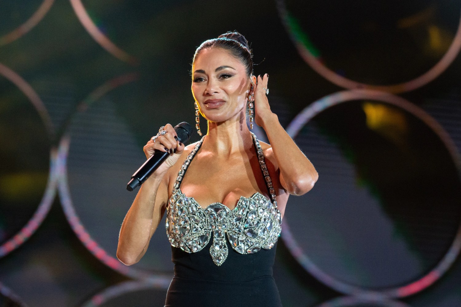 postmelodygr's tweet card. Η αποτυχημένη επανένωση, οι αλληλοκατηγορίες για «εκβιασμό» και ο εμπιστευτικός διακανονισμός που κλείνει οριστικά ένα θυελλώδες κεφάλαιο για τις Pussycat Dolls. Σε μία εξέλιξη που σηματοδοτεί το...