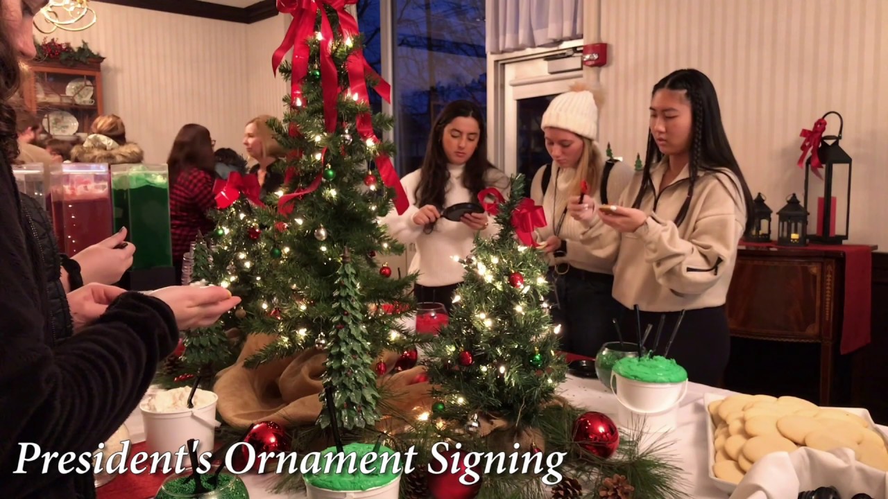 composer_kyle's tweet card. A Very W&J Holiday